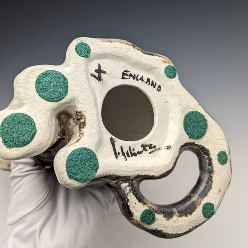 British Winstan Ray Kensington Cat Pheasant Pottery Figurine (Size 4)